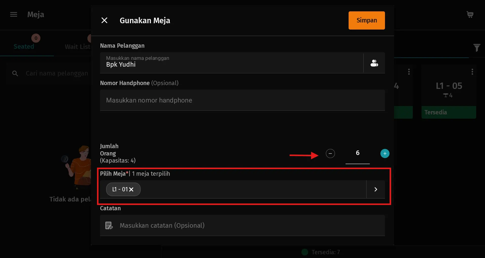menggabungkan dua meja dalam satu pelanggan