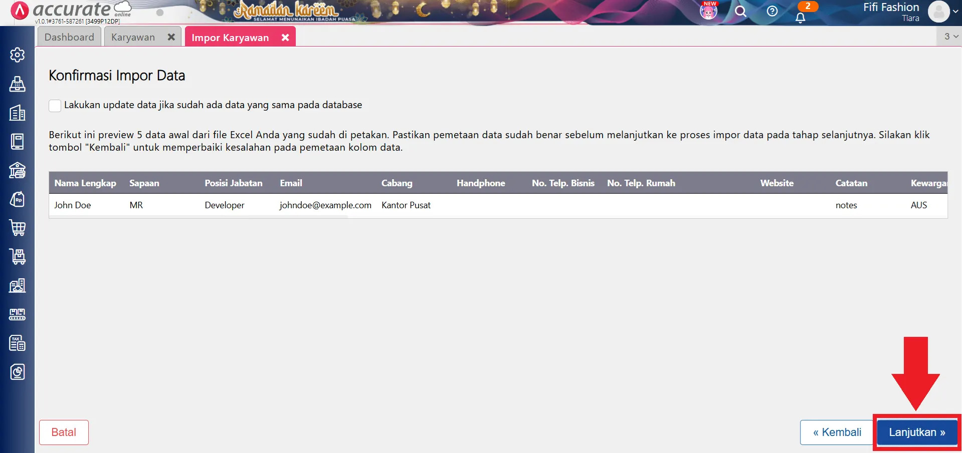 mengimpor daftar karyawan excel/CSV